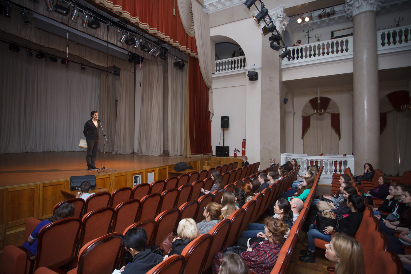 http://www.vaganovaacademy.ru/vaganova/news/photo/18-19.02.16%20%D0%90%D0%BD%D0%BD%D0%B0%20%D0%9F%D0%B0%D0%B2%D0%BB%D0%BE%D0%B2%D0%B0%20135/%D0%9A%D0%BE%D0%BD%D1%84%D0%B5%D1%80%D0%B5%D0%BD%D1%86%D0%B8%D1%8F-%D0%90%D0%9F-14.jpg